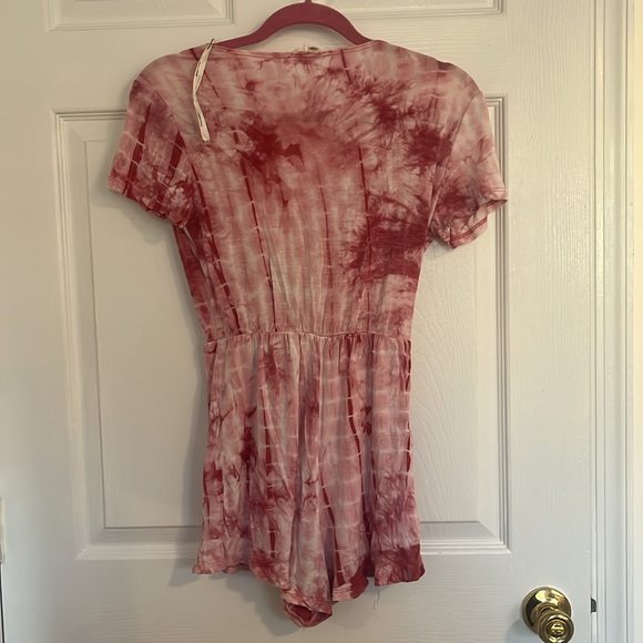 Romper - Picture 2 of 2